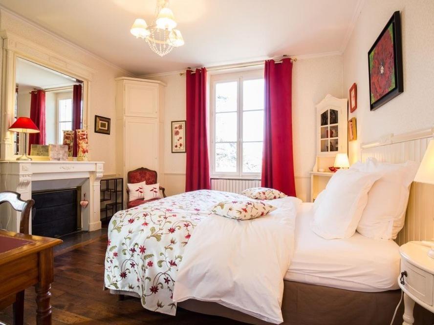 Le Prieure Saint Agnan Hotell Cosne-sur-Loire Rom bilde